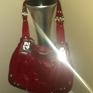 B. Makowsky red purse